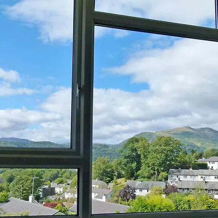 Badgers Rake 12 Squirrels Nest *