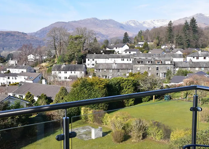 Badgers Rake 12 Squirrels Nest